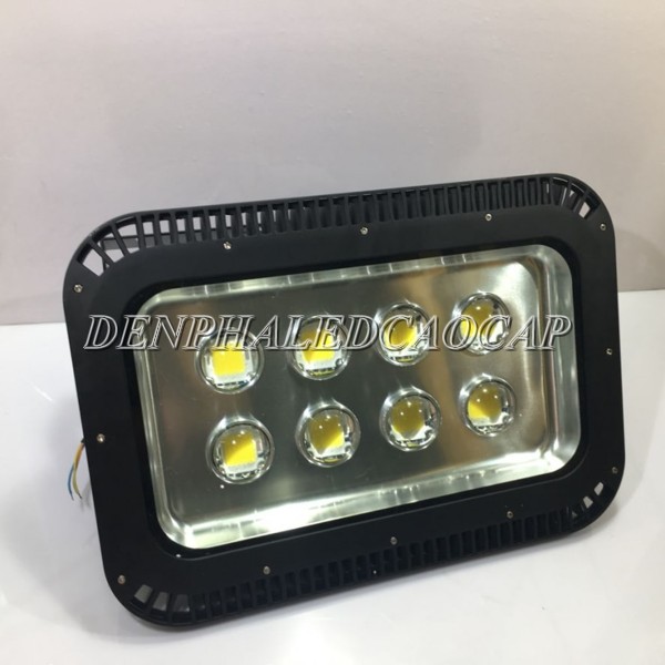 Bóng đèn cao áp 400W F11
